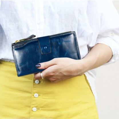 大活躍 大容量 多機能 高級感 本革 シンプル 