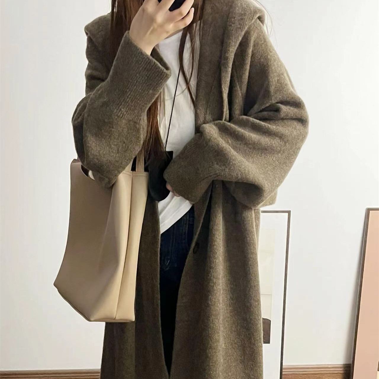 ルーズフィットロングニットカーディガン