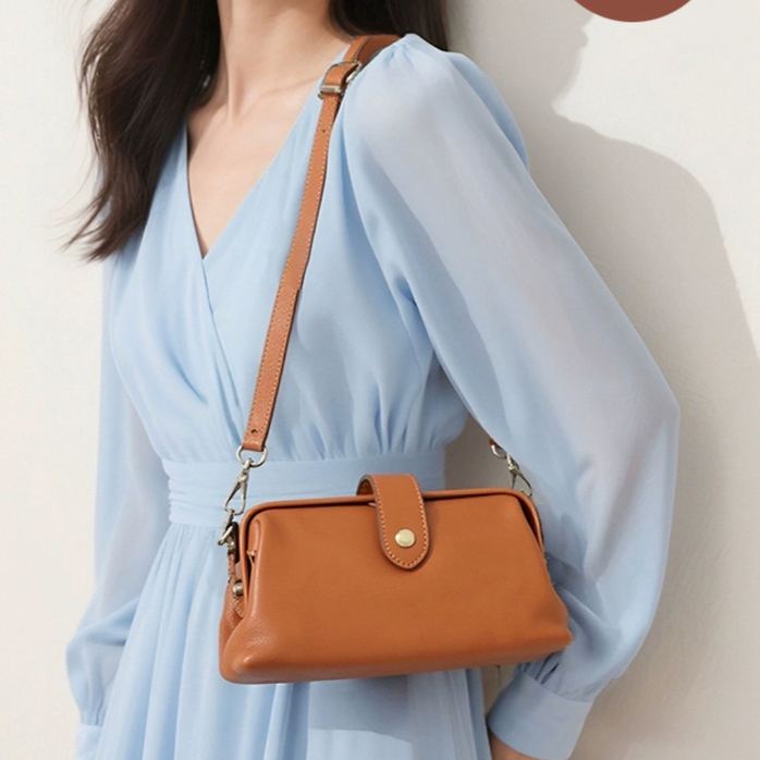 レトロ本革ショルダーバッグ