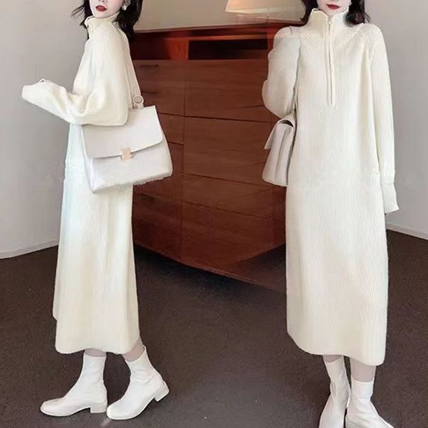 ニットワンピース