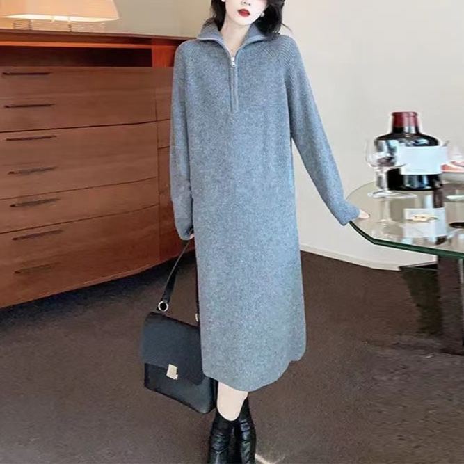 ニットワンピース