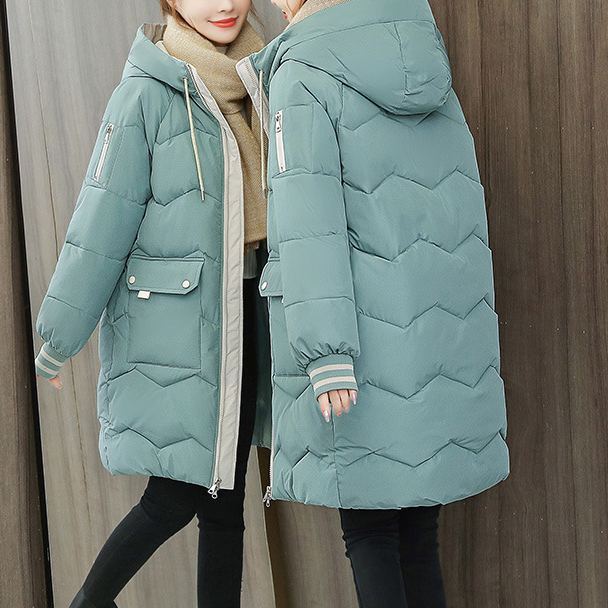 バイカラーロング丈ダウンジャケット