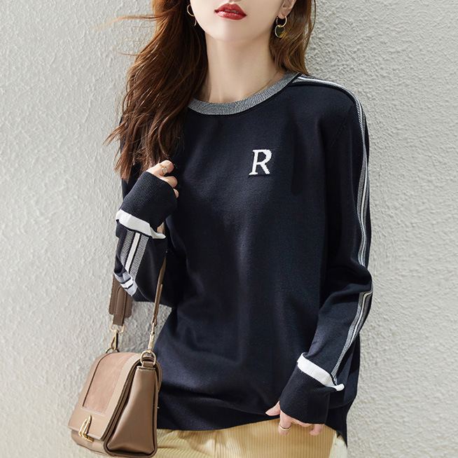 クラッシュカラーのレディースラウンドネックニット