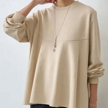 フレアヘムの長袖カットソー