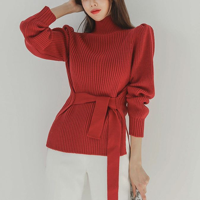 ハイネックニットセーター