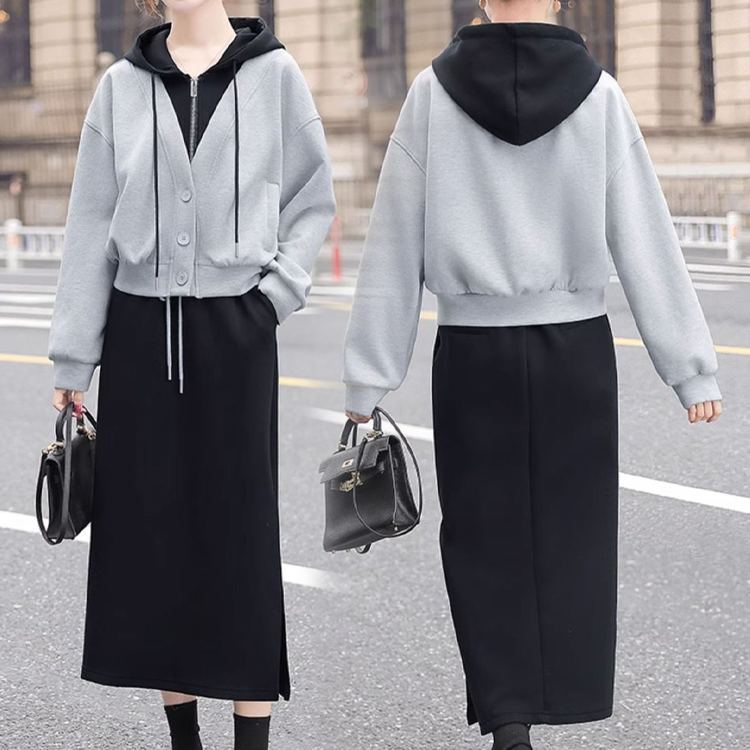 レイヤード風フード付きパーカーワンピ