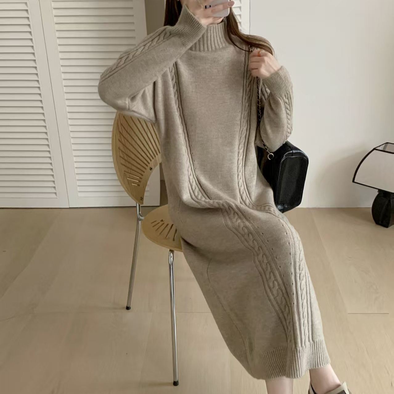 ハイネック ロング ニットワンピース