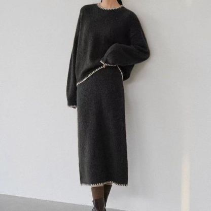 リラックススタイル無地ラウンドネックニットセット