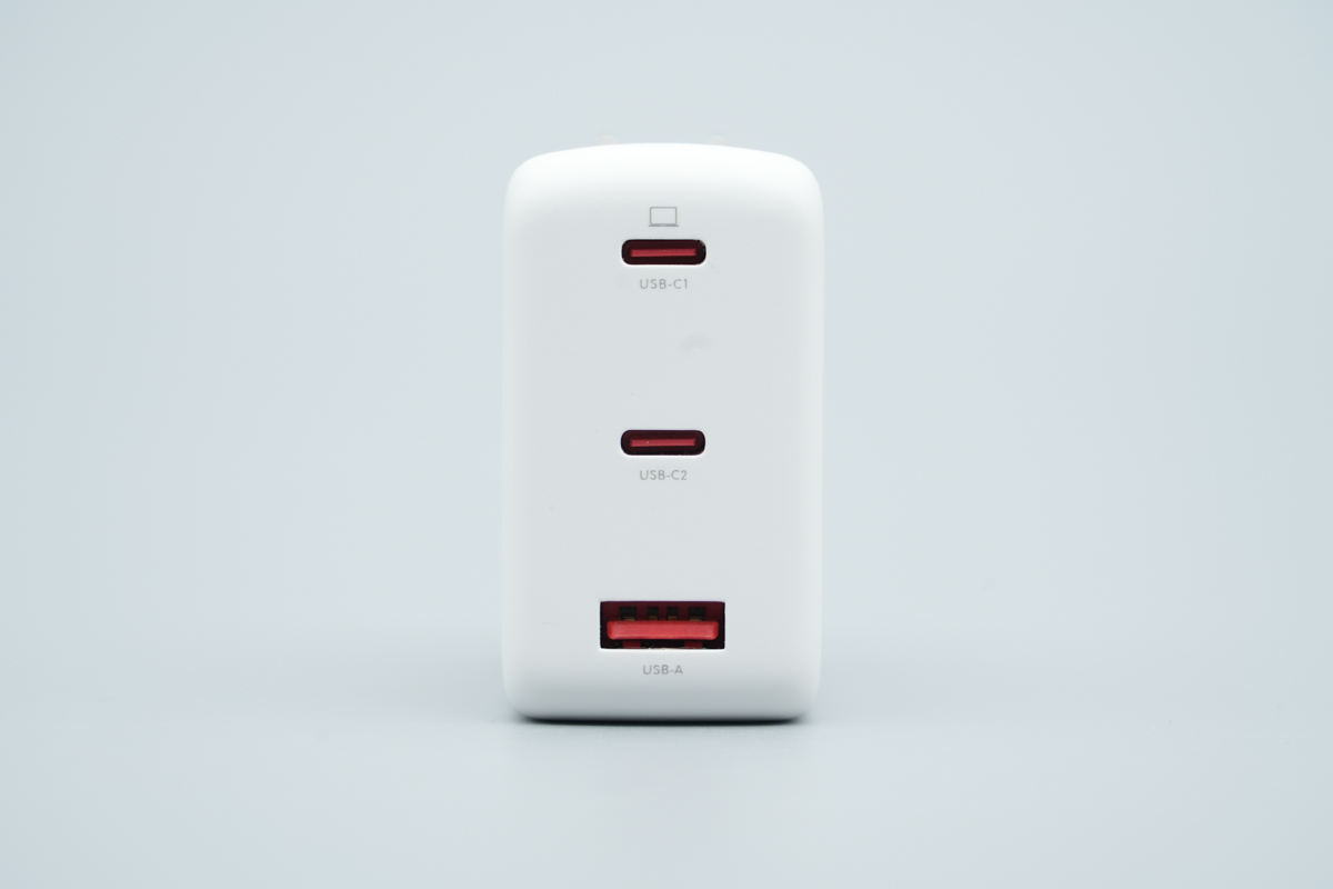 华硕a豆140W 2C1A氮化镓快充充电器 ADOL AC140-020A