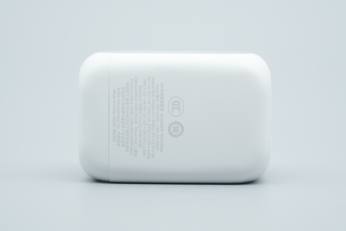 贝尔金100W 2C1A氮化镓快充充电器 WCH016yz