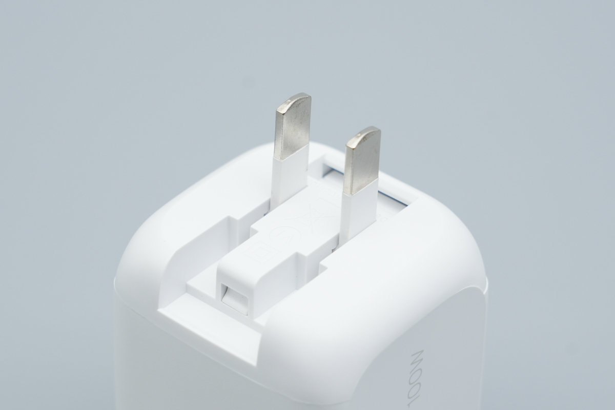 贝尔金100W 2C1A氮化镓快充充电器 WCH016yz