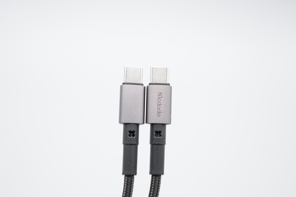 Mcdodo 半导体散热器桌面温控无线充 25W CH-841