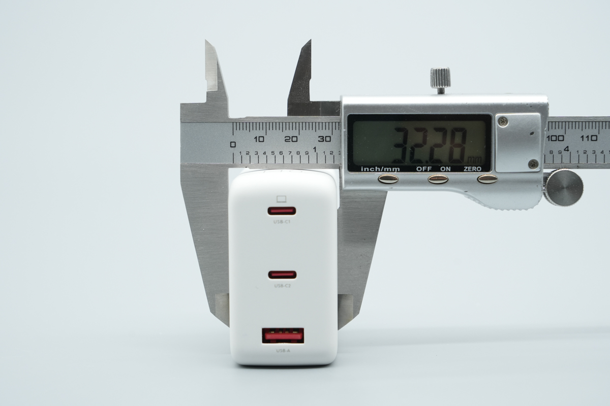 华硕a豆140W 2C1A氮化镓快充充电器 ADOL AC140-020A