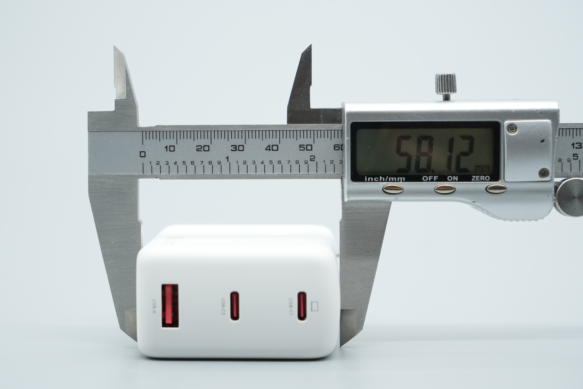华硕a豆140W 2C1A氮化镓快充充电器 ADOL AC140-020A