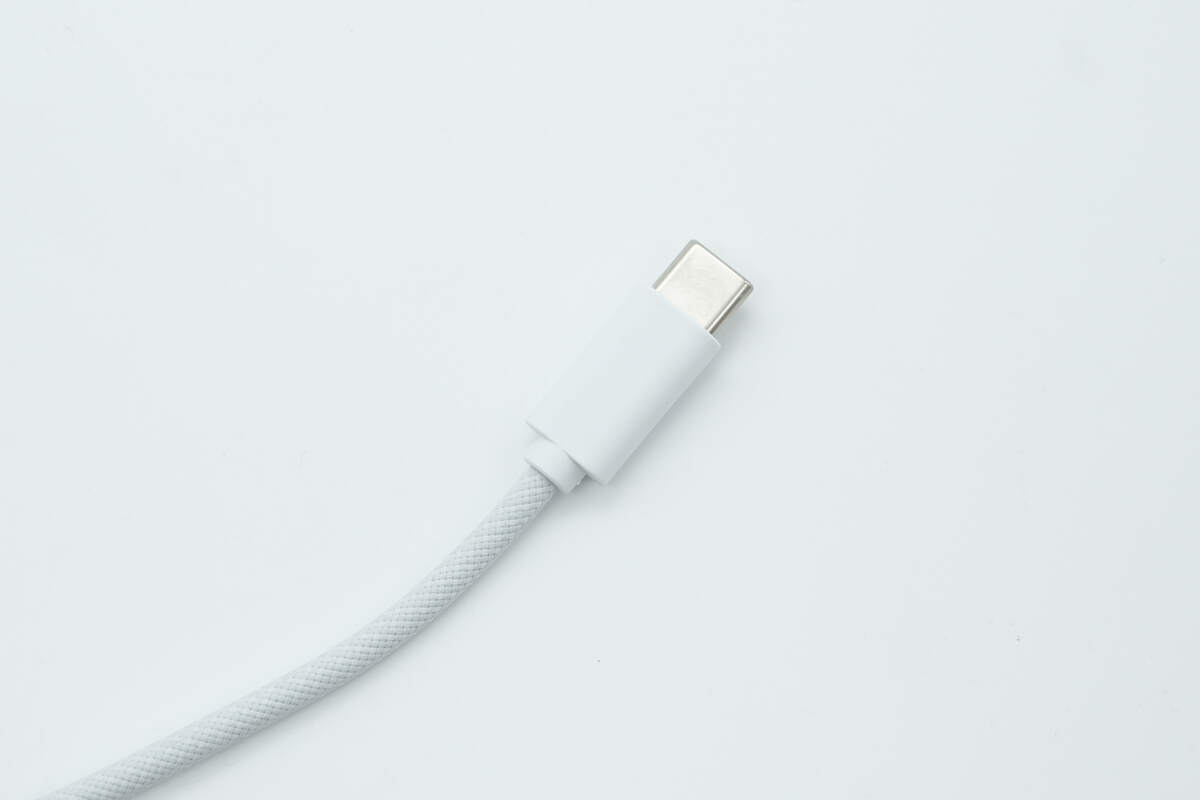 vivo 45W 20000mAh自带线充电宝 PB2452