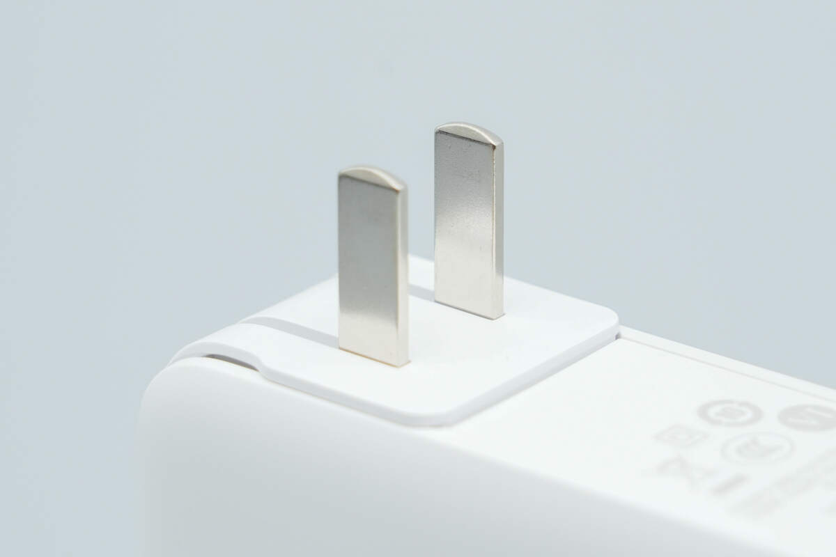 Belkin贝尔金140W 3C1A氮化镓快充充电器 WCH014