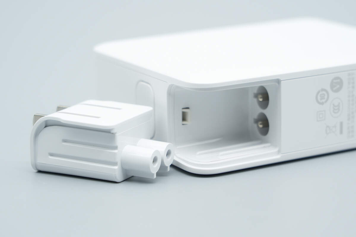 Belkin贝尔金140W 3C1A氮化镓快充充电器 WCH014