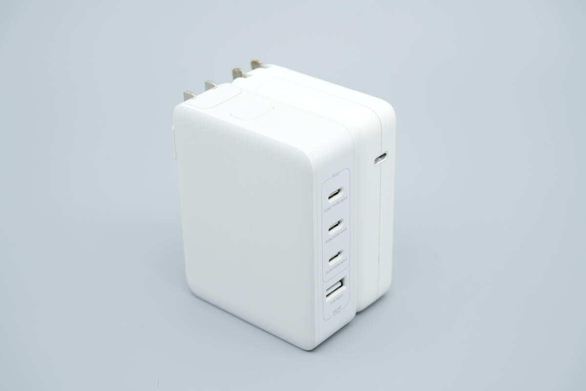 Belkin贝尔金140W 3C1A氮化镓快充充电器 WCH014