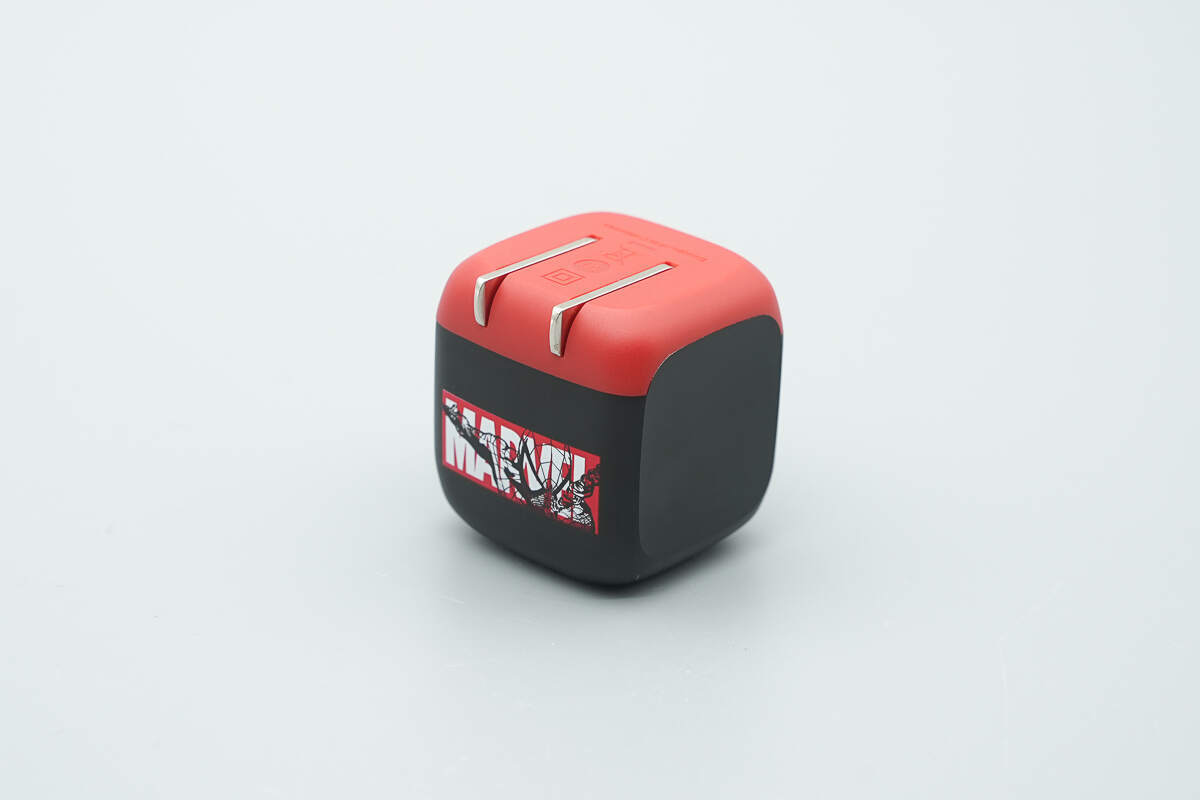 贝尔金蜘蛛侠限定款45W充电器 WCA013yz