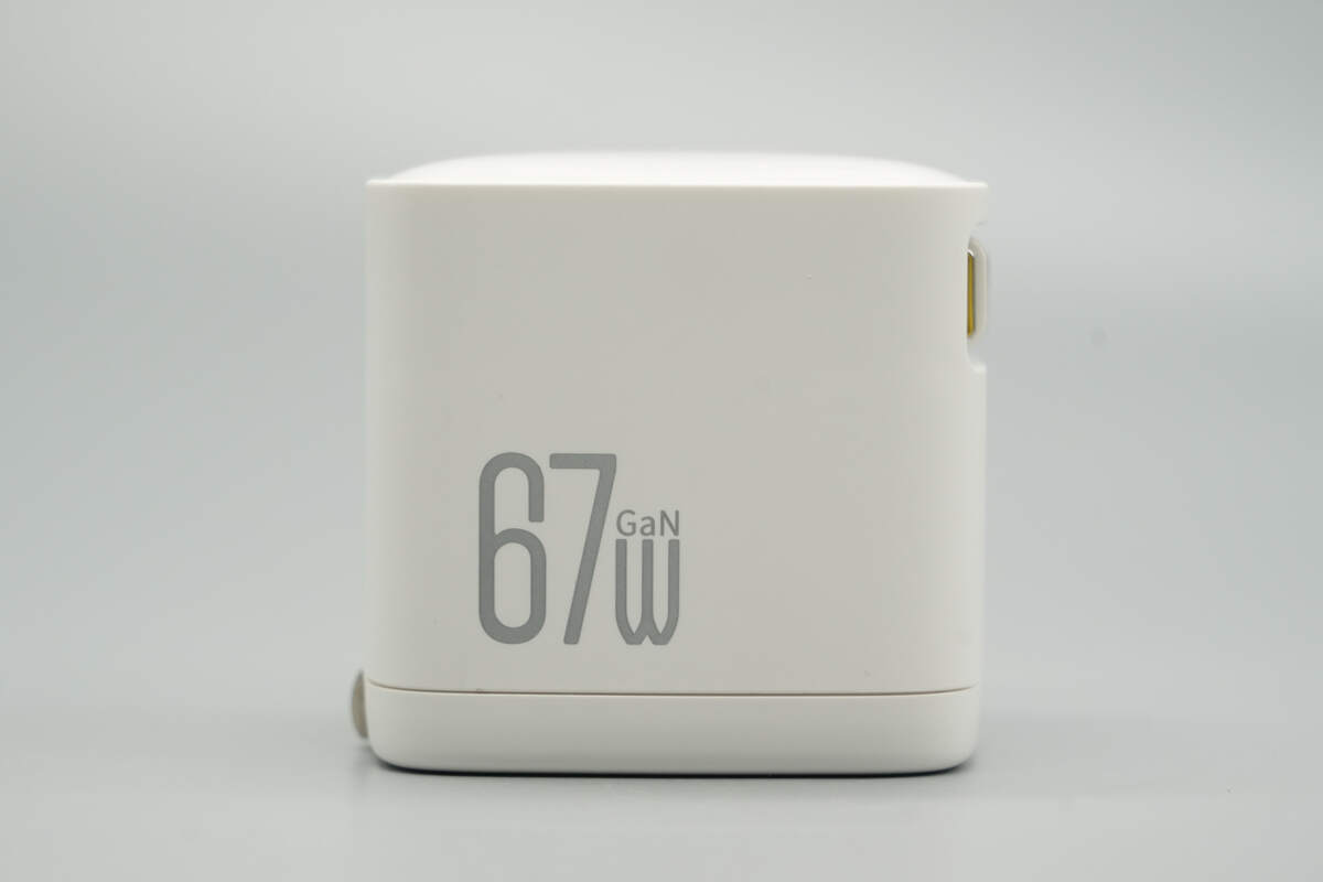opaqi欧派奇67W 2C1A拉拉线氮化镓充电器 HN369A