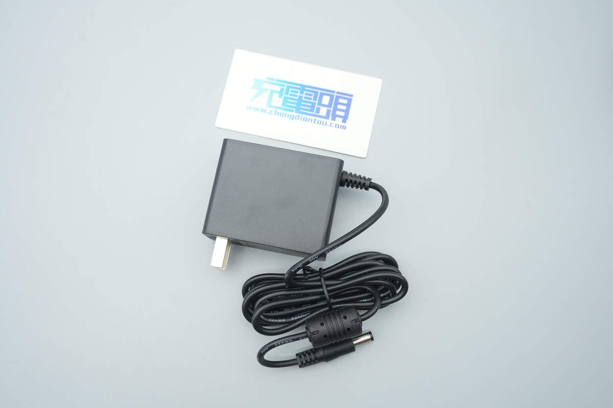 PHILIPS飞利浦36W氮化镓电源适配器 S036AZC1900190