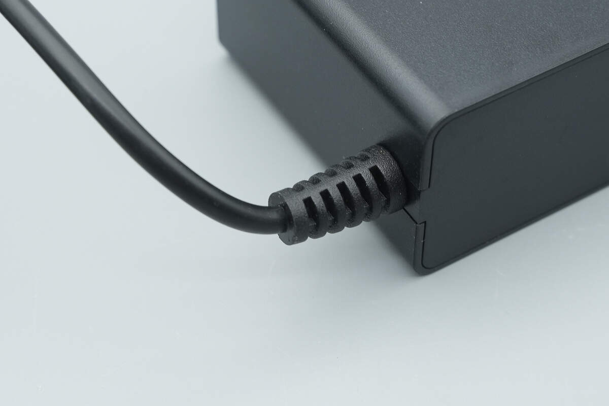PHILIPS飞利浦36W氮化镓电源适配器 S036AZC1900190