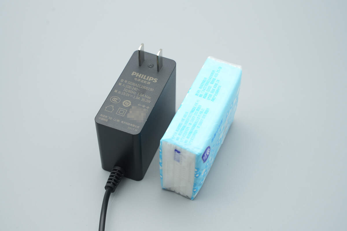PHILIPS飞利浦36W氮化镓电源适配器 S036AZC1900190