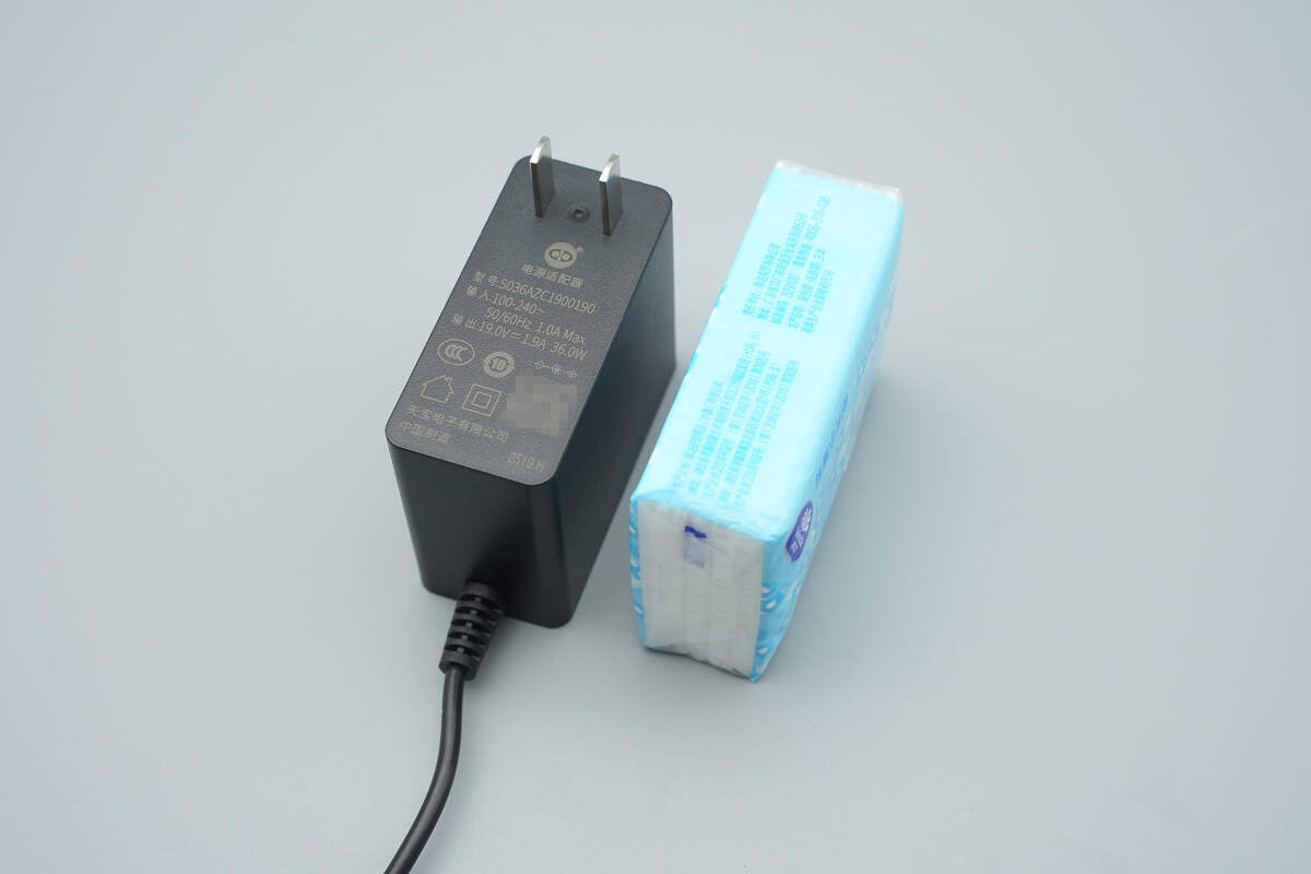 TenPao天宝36W电源适配器 S036AZC1900190