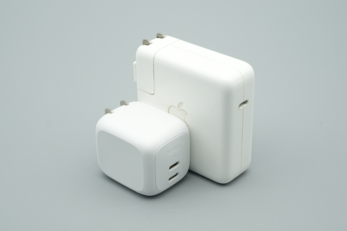 Belkin贝尔金67W双USB-C氮化镓充电器 WCH020yz