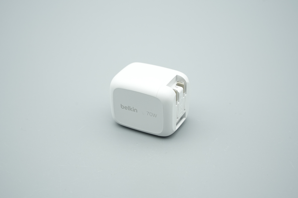 Belkin贝尔金70W 2C1A氮化镓充电器 WCH018yz