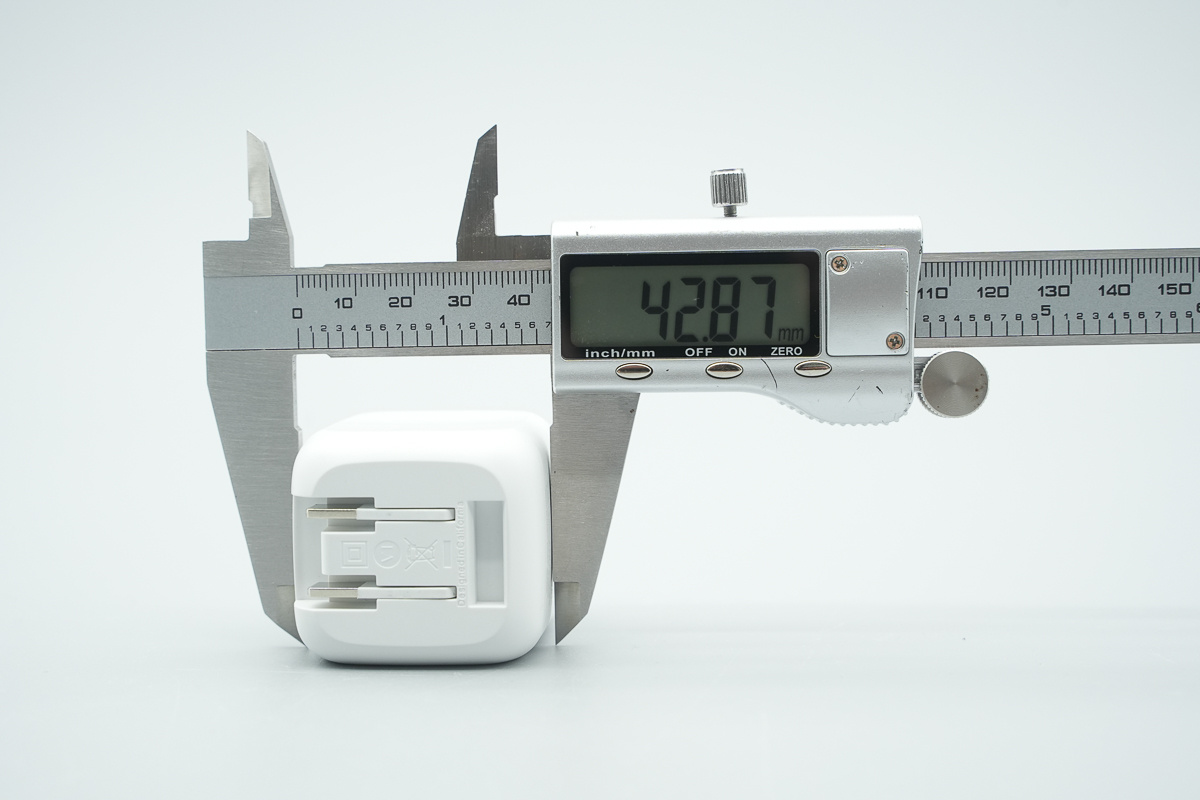 Belkin贝尔金70W 2C1A氮化镓充电器 WCH018yz