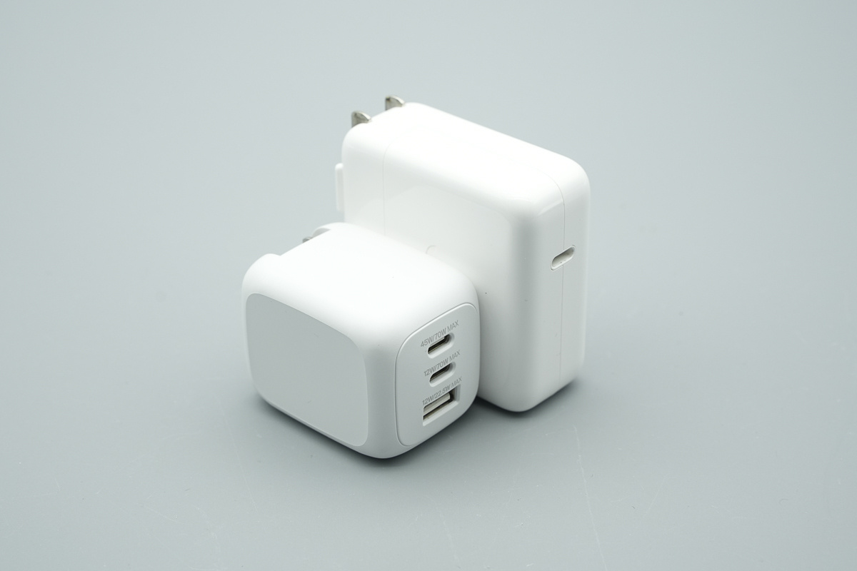 Belkin贝尔金70W 2C1A氮化镓充电器 WCH018yz