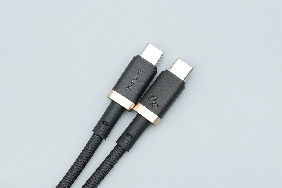 Baseus倍思140W 3C1A智能数显氮化镓充电器 E01207