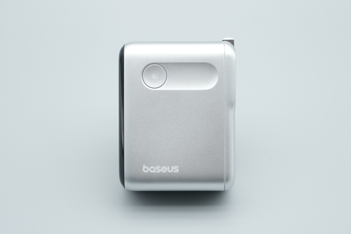 Baseus倍思140W 3C1A智能数显氮化镓充电器 E01207