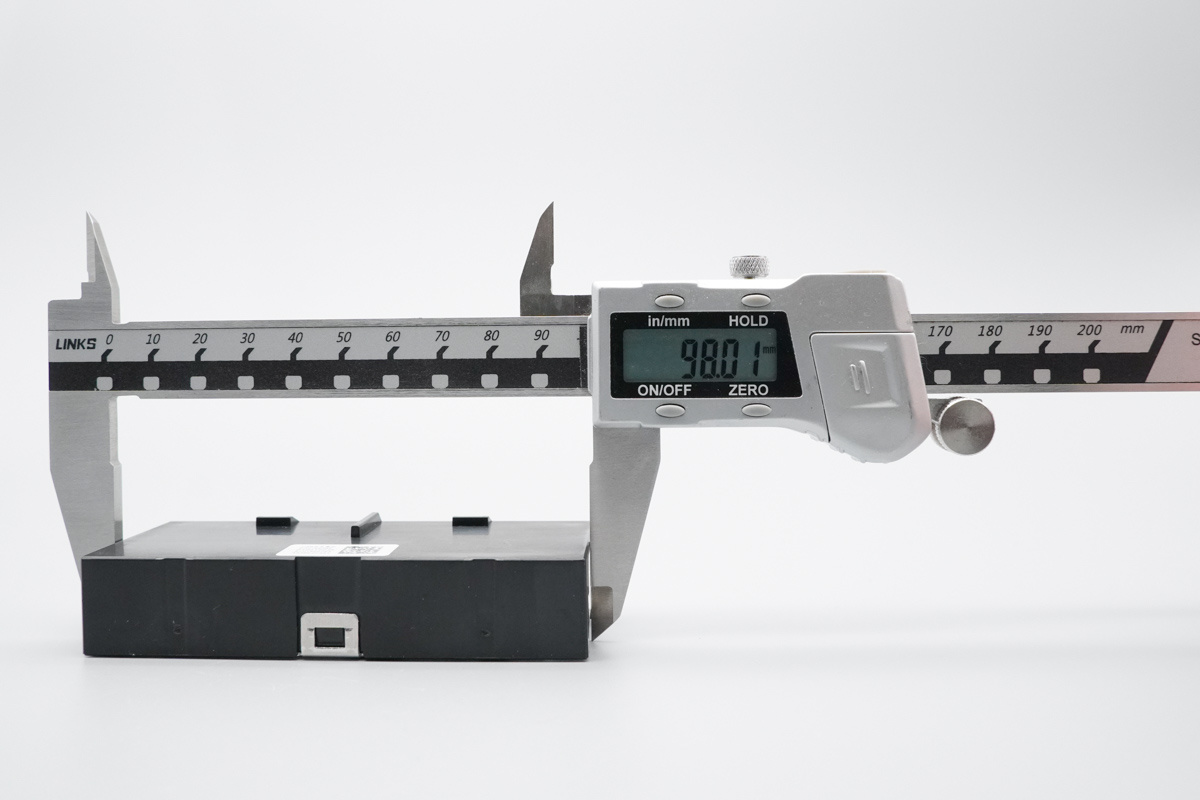 享界 S9 车充模块