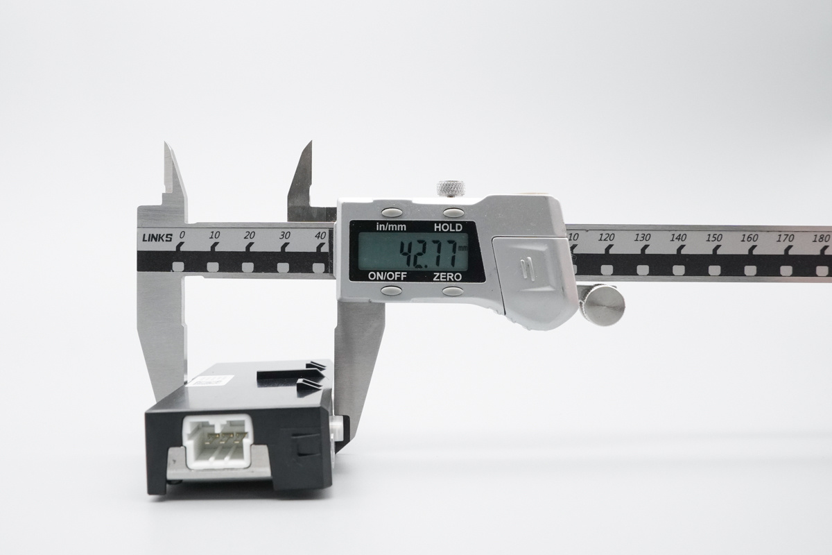 享界 S9 车充模块