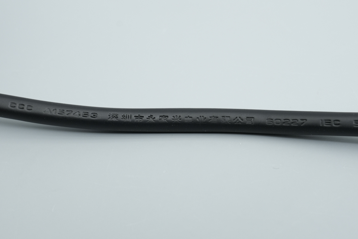 Anker 安克14合1心猿桌面拓展坞 A83B3