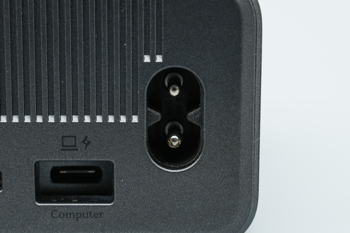 Anker 安克14合1心猿桌面拓展坞 A83B3