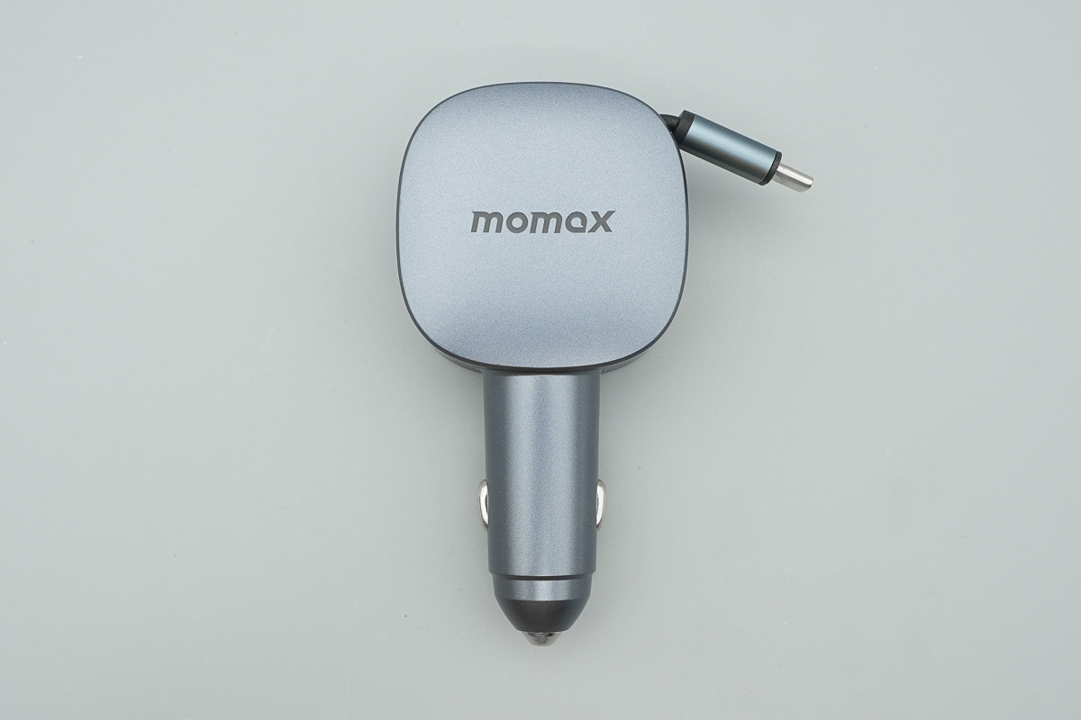 MOMAX摩米士60W 2C1A拉拉线车充 UC19