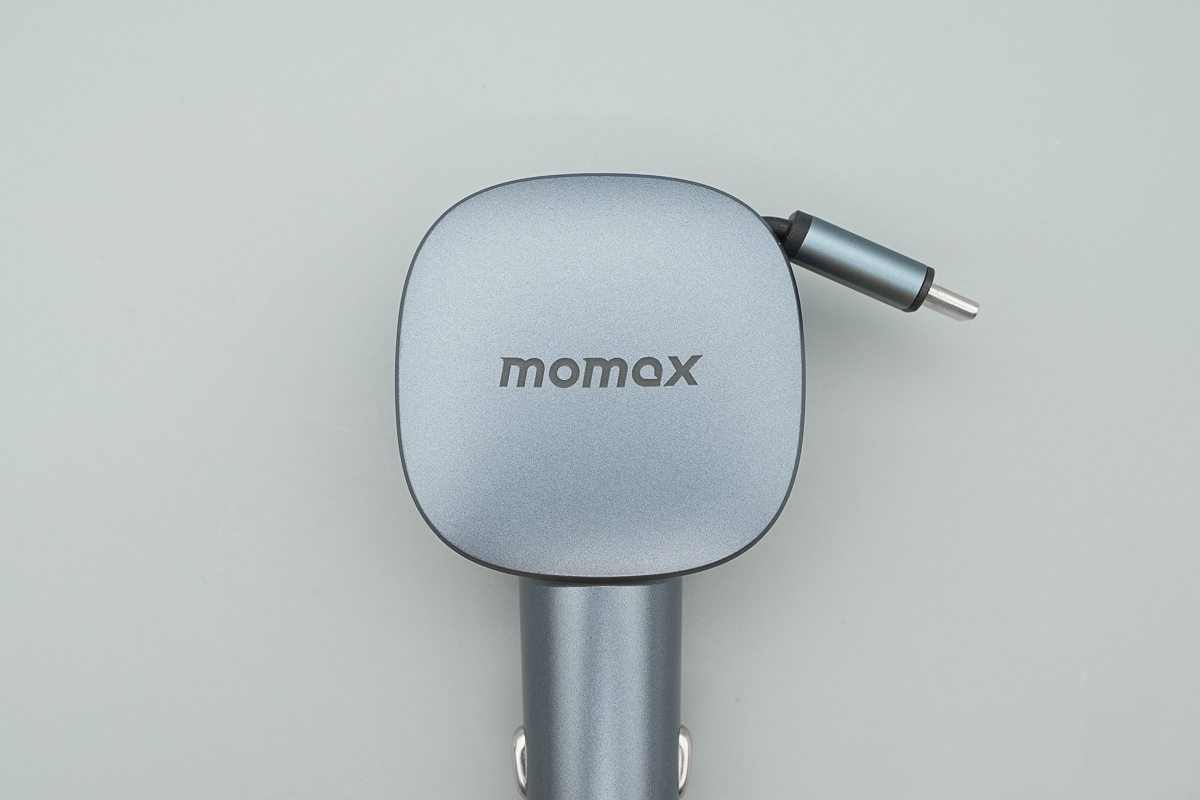MOMAX摩米士60W 2C1A拉拉线车充 UC19