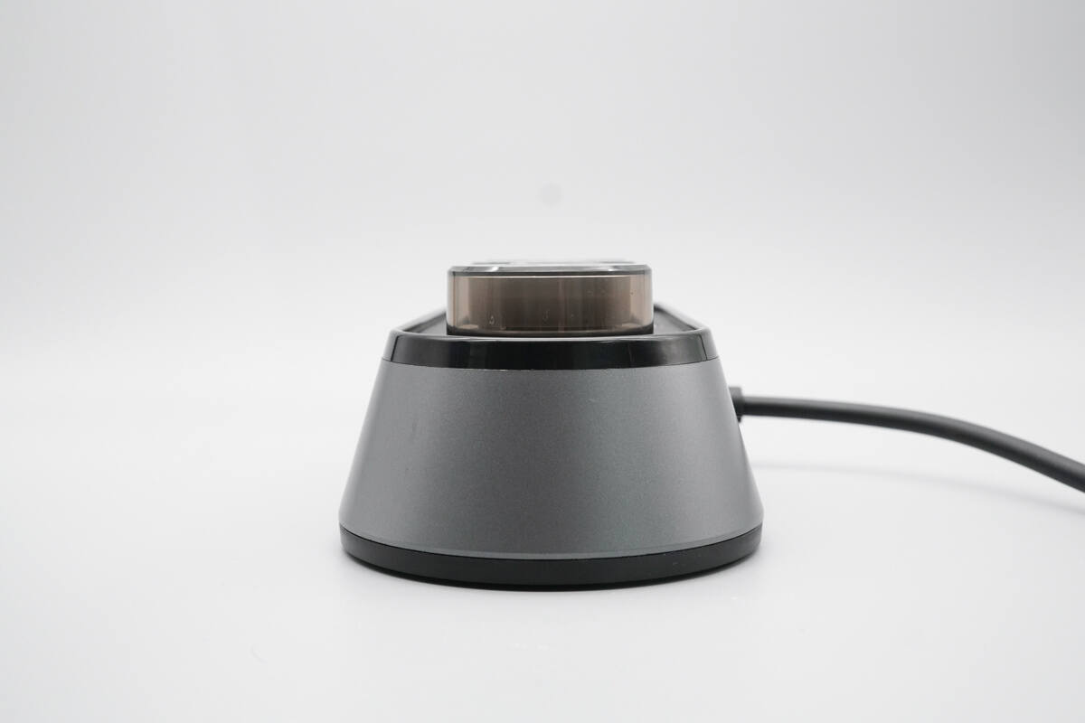 thinkplus 锋行者氮化镓桌面充电站150W CSFO150A4