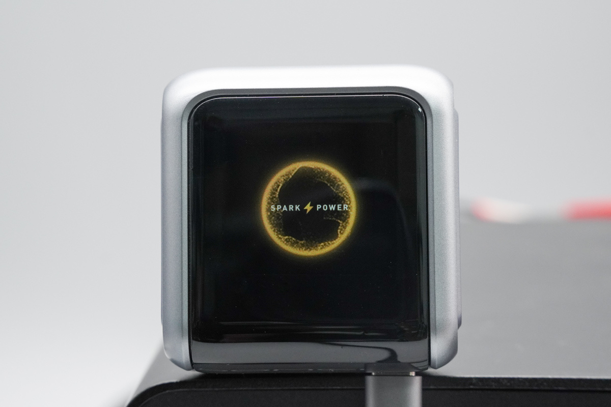 奥海170W Ai动画屏智能车充 AOC-S009