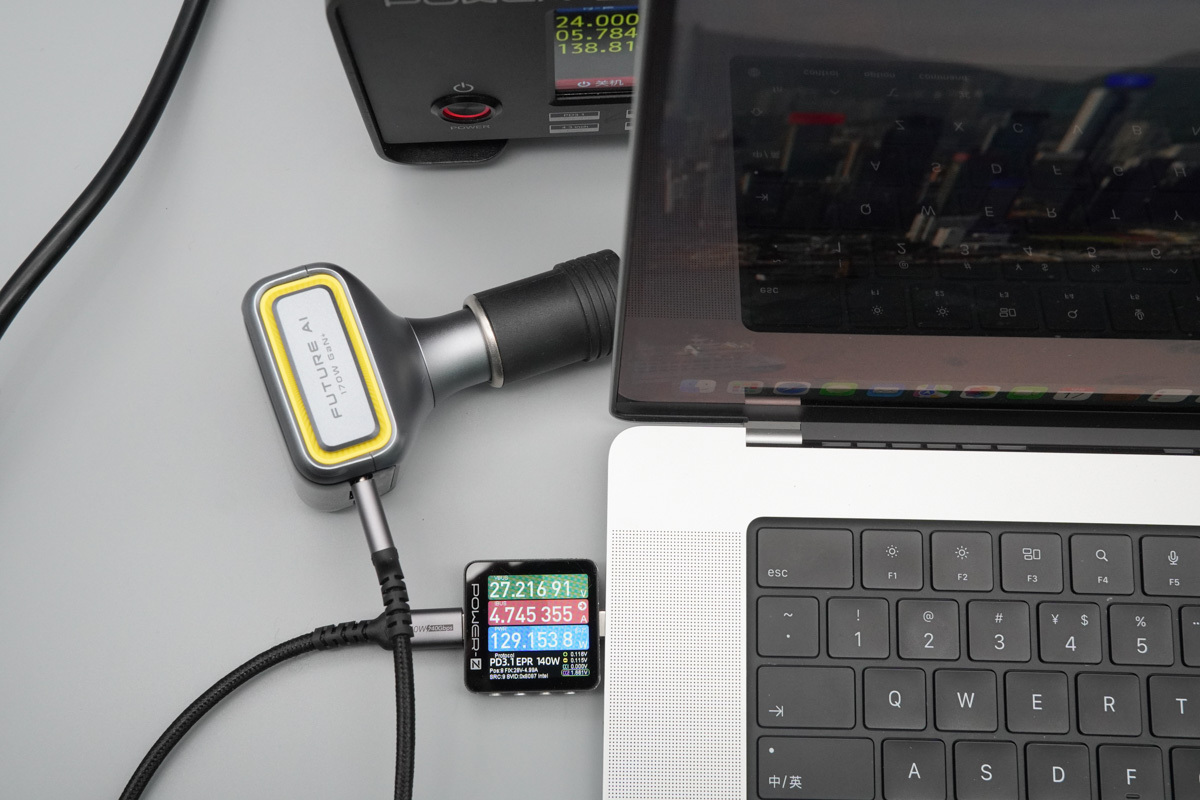 奥海170W Ai动画屏智能车充 AOC-S009