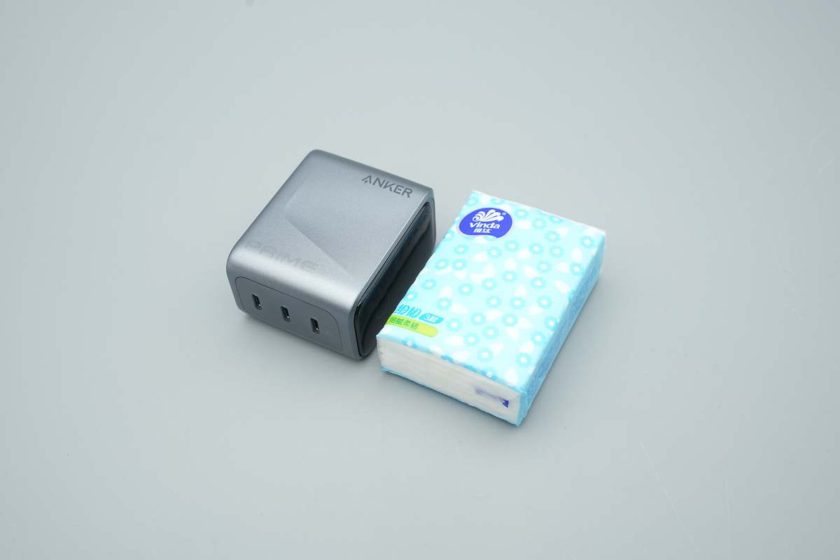 ANKER安克Prime智显充Pro 160W氮化镓充电器 A2687