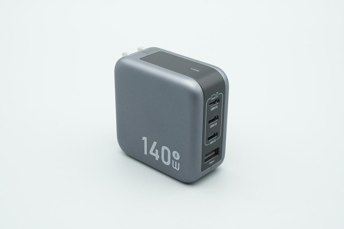 J.ZAO京东京造140W 3C1A氮化镓充电器 PC021A