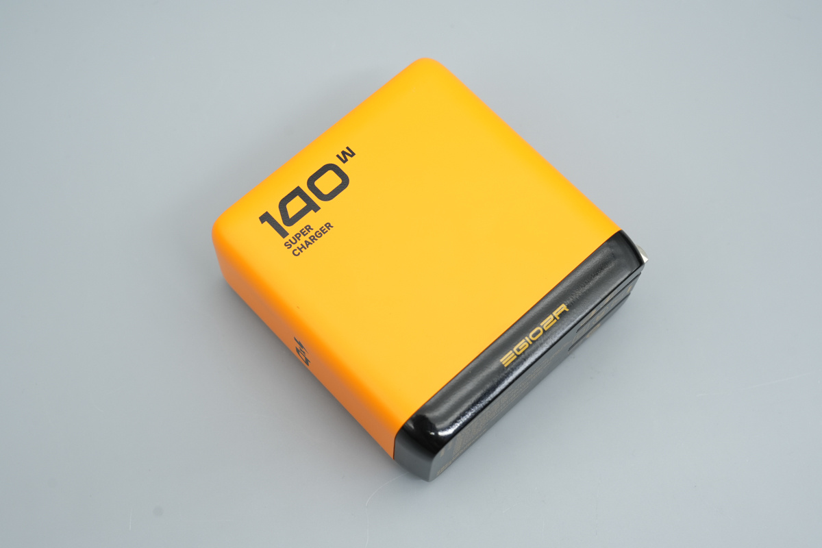 EGIOER异泽140W四USB-C口氮化镓充电器 EZ12