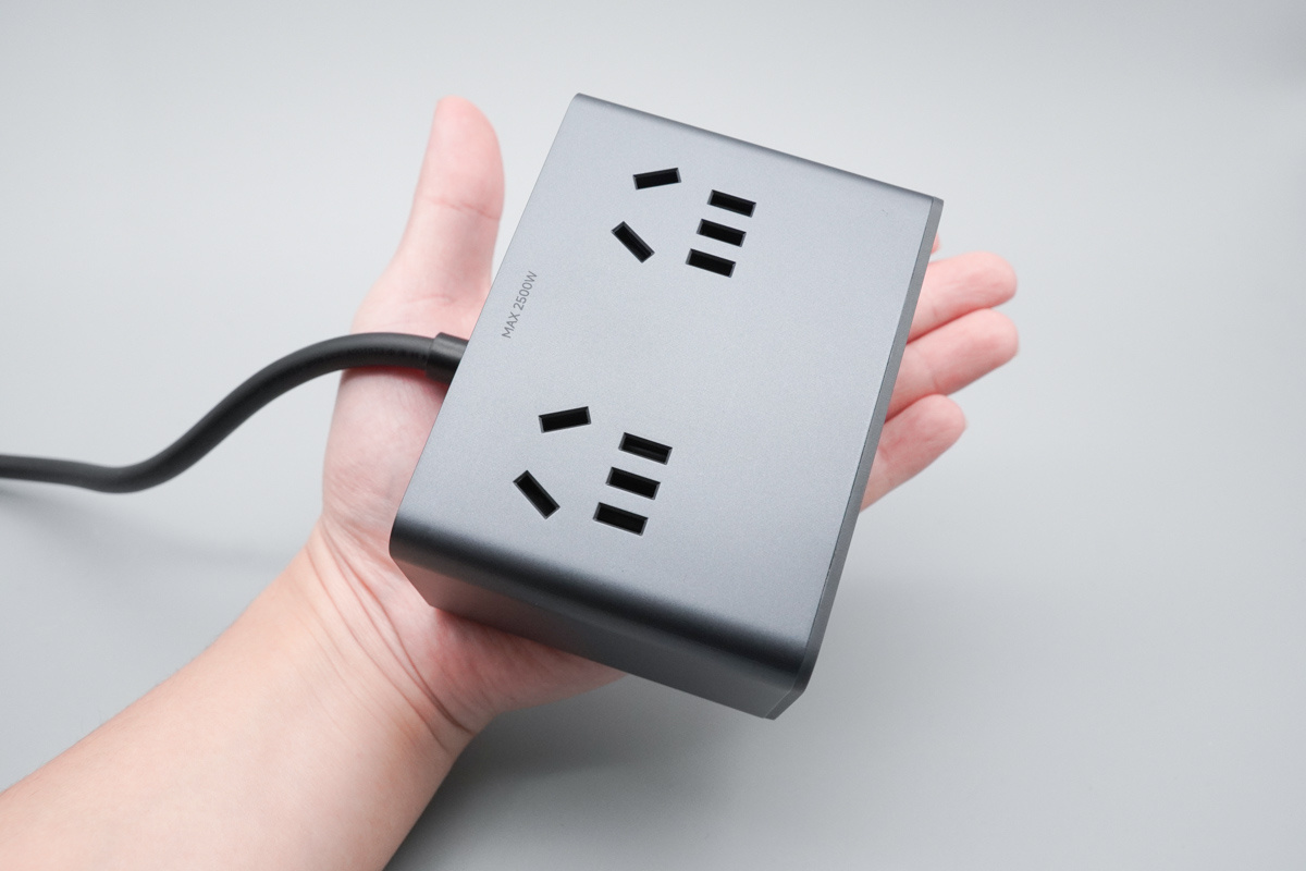 MI小米140W 8合1氮化镓桌面充电站 XMCDZ-03QM