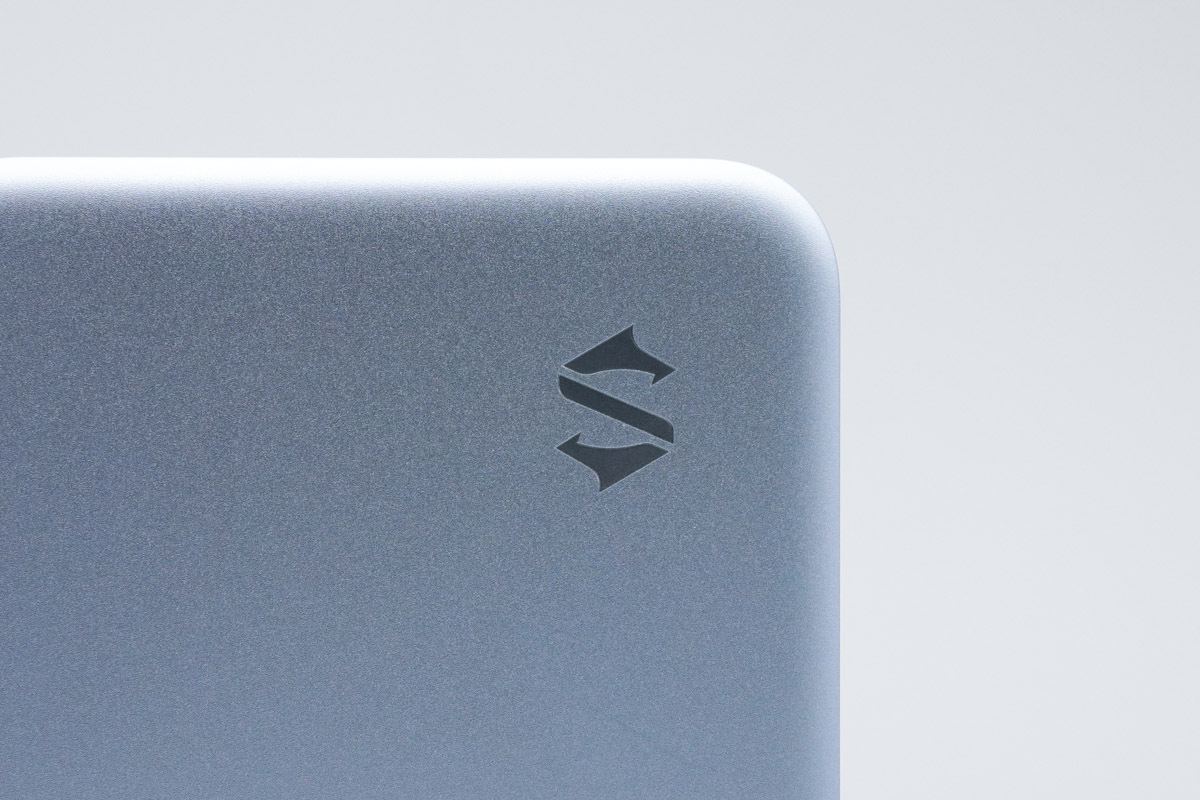 黑鲨刀锋3磁吸充电宝 BPB15