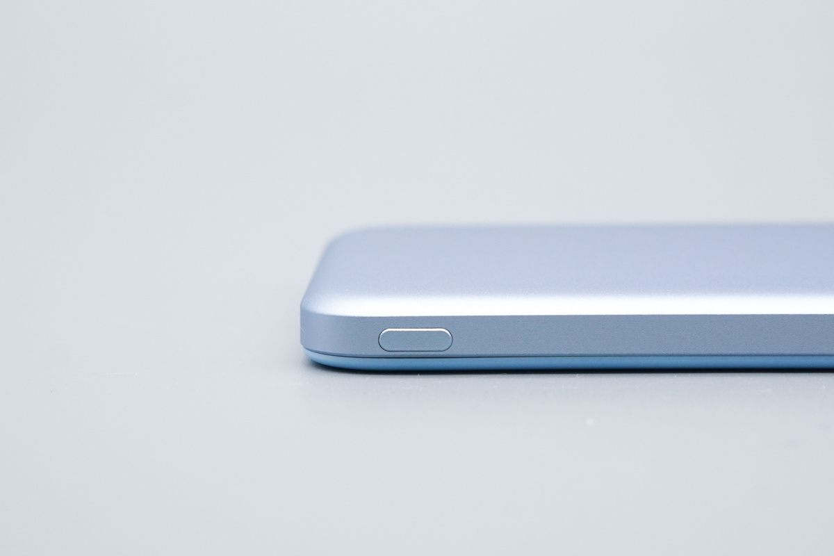 黑鲨刀锋3磁吸充电宝 BPB15