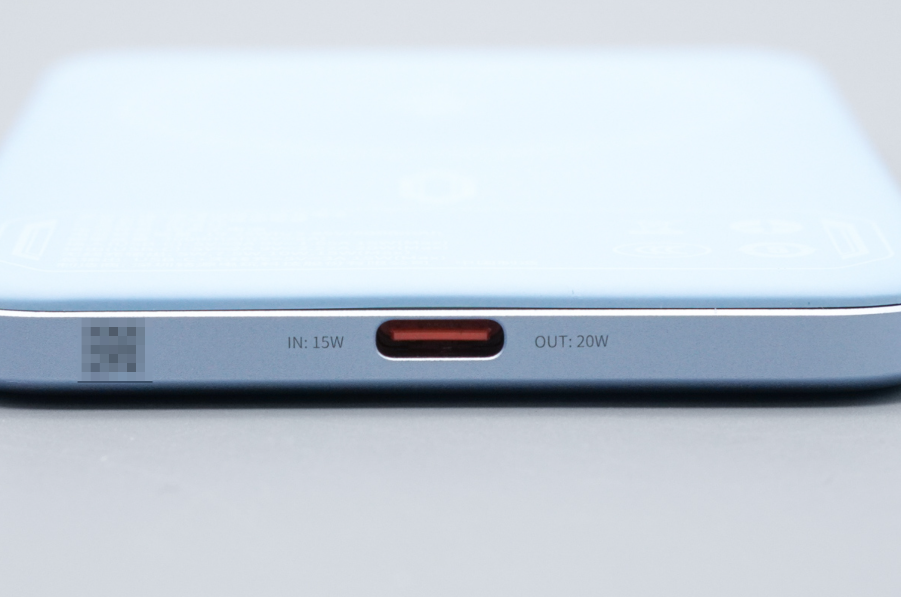 黑鲨刀锋3磁吸充电宝 BPB15